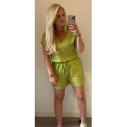 Livia short pistache