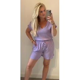 Livia short lila